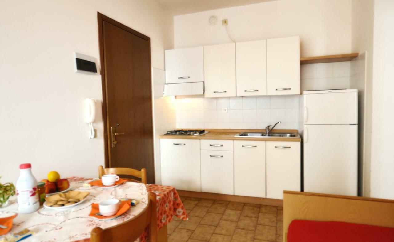 Condominio Pleione Bibione Esterno foto